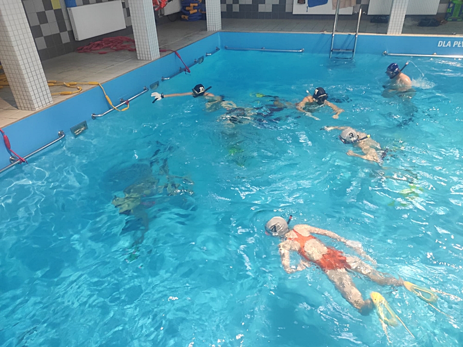 Hokej pod wodą Walenie Siemianowice Śląskie Trening 26 XI 2022. Koniec Walenia czyli Amatorska Liga Hokeja Pod Wodą